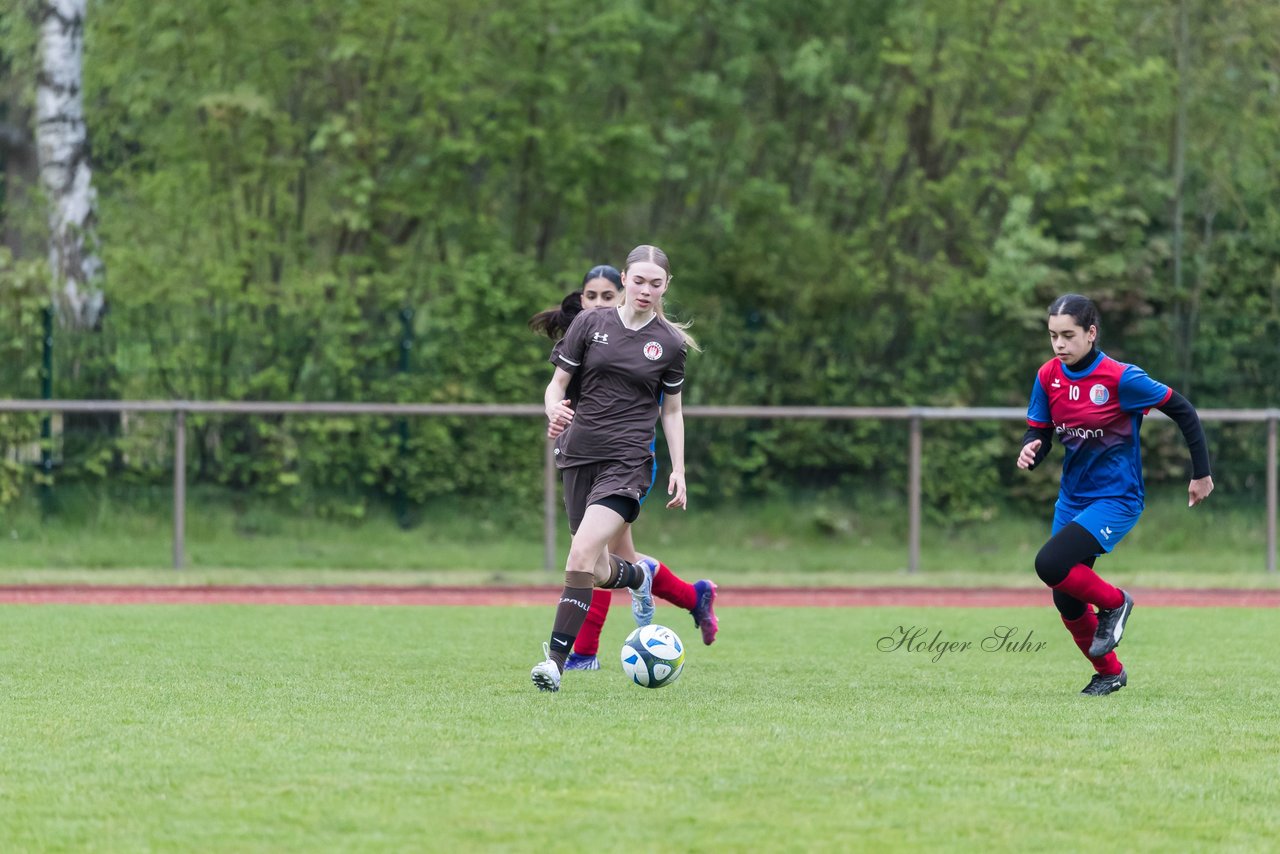 Bild 173 - wCJ VfL Pinneberg3 - St.Pauli : Ergebnis: 2:1